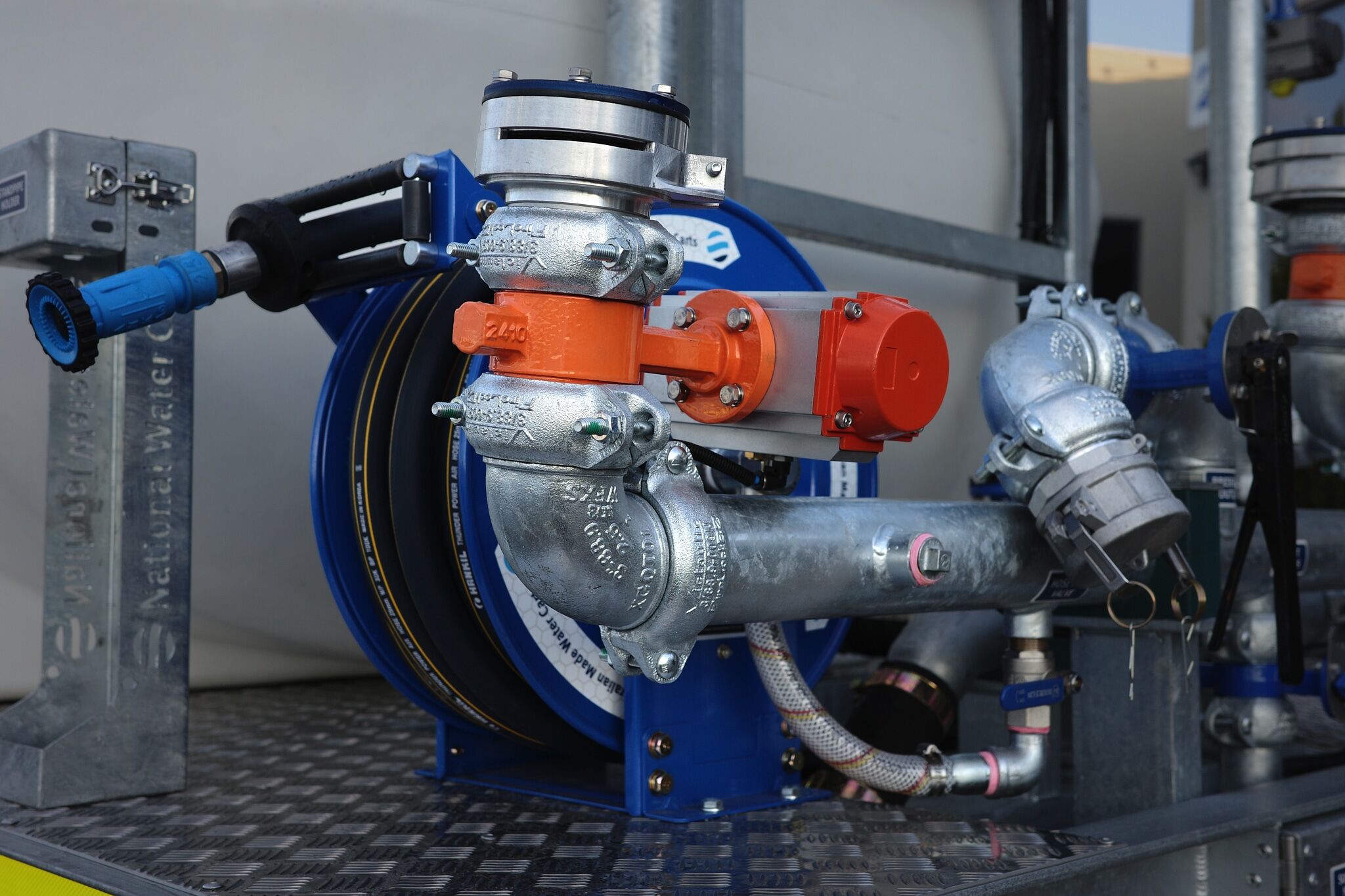 3 x Individually Operated Rear Spray Heads